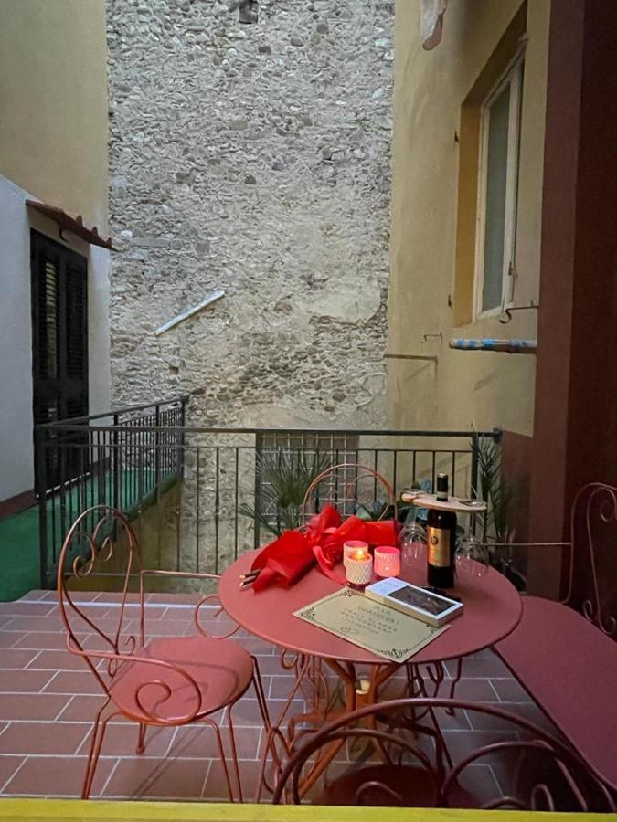 Suite Stylish & Cozy Apartment In The Heart Of Флоренция Екстериор снимка