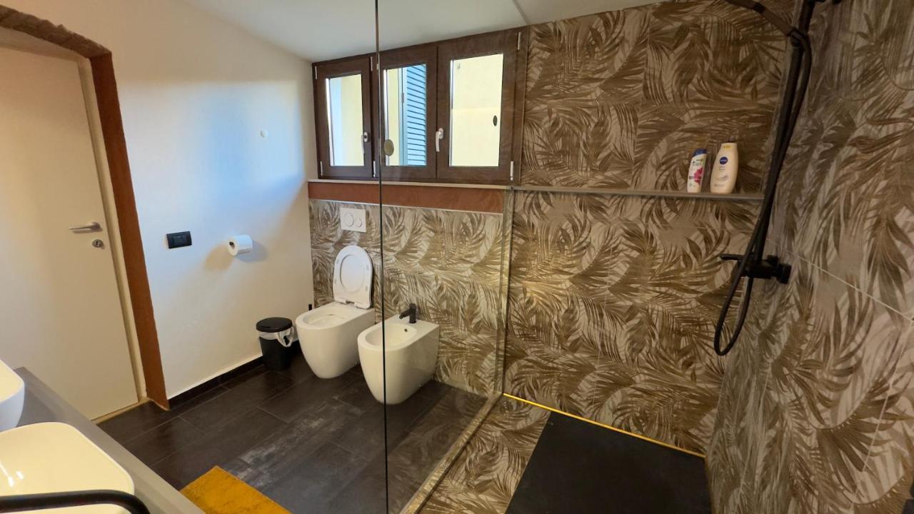Suite Stylish & Cozy Apartment In The Heart Of Флоренция Екстериор снимка
