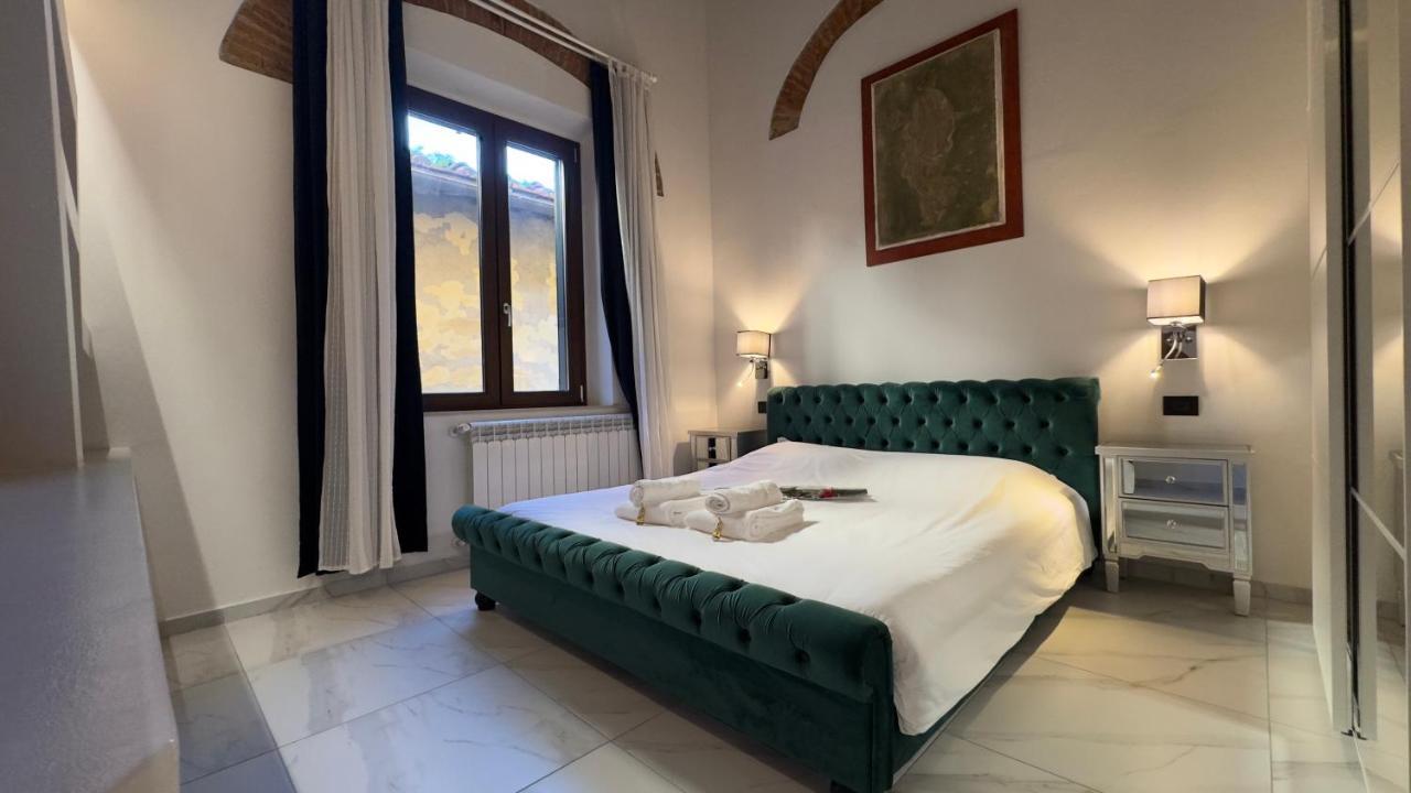 Suite Stylish & Cozy Apartment In The Heart Of Флоренция Екстериор снимка